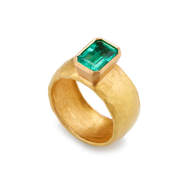 Mens yellow gold hot sale emerald ring